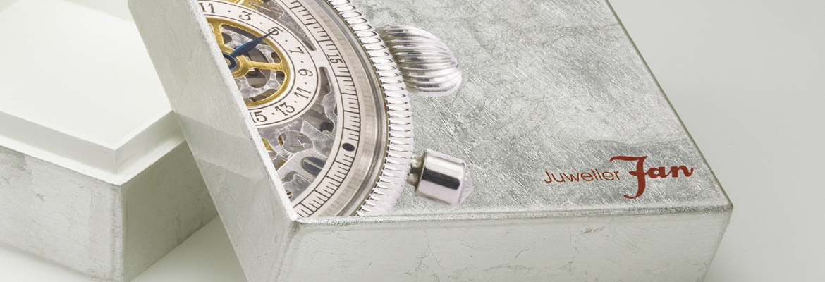 Contento Digitaldrucklösungen: Druck auf Schmuckbox